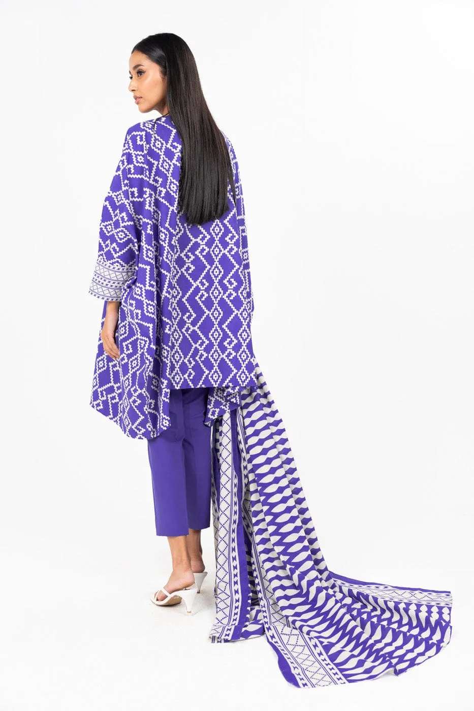 3 Pc Printed Lawn Suit With Printed Silver Lawn dupatta